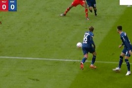 fb官方直播-【德甲】穆勒科芒破门格纳布里点射 拜仁3比0波鸿