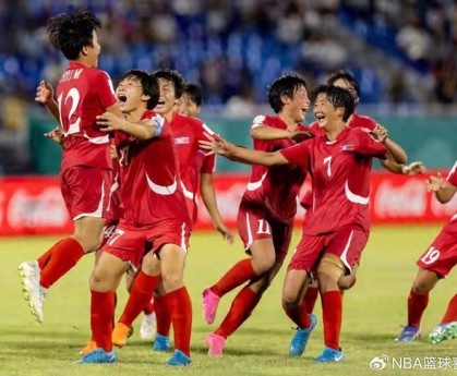 中朝女足决战夜！防守能顶住朝鲜猛攻吗？|朝鲜队|中国女足|亚洲杯|女足亚洲杯|朝鲜女足_新浪体育_新浪新闻