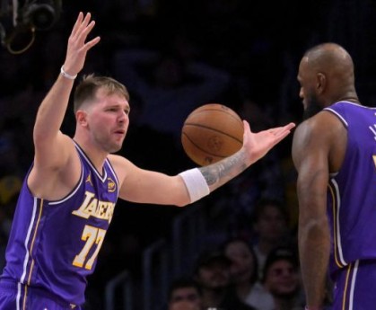 湖人配角团全面失准 三连败后仍将面对伤病梦魇