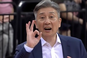 fb体育赛事-深圳队做出1个重要决定！签约2米18中锋 球迷：郑永刚要争冠