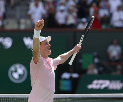 fb体育-连赢两盘抢七，辛纳首夺印第安维尔斯大师赛冠军