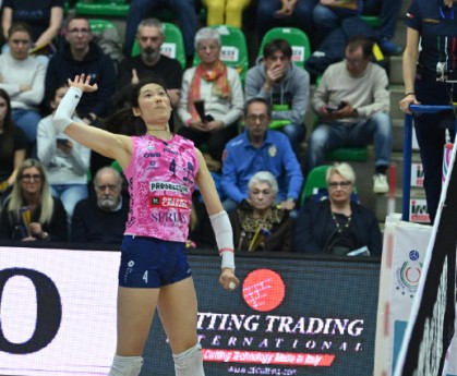 fb官方直播-31岁朱婷斩21分 率意甲豪门让二追三大逆转 获官方MVP+用英文受访