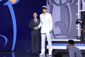 fb体育-开拓者资深队记撰文：杨瀚森的时代已经开启