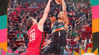 fb体育赛事-下半场11中1+垃圾时间刷分！2.24米文班21中5拉胯至极 对抗真的差